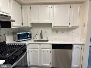Building Photo - 106 Lassen Ct
