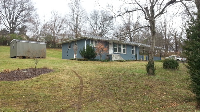 Building Photo - 179 Briggs Ave