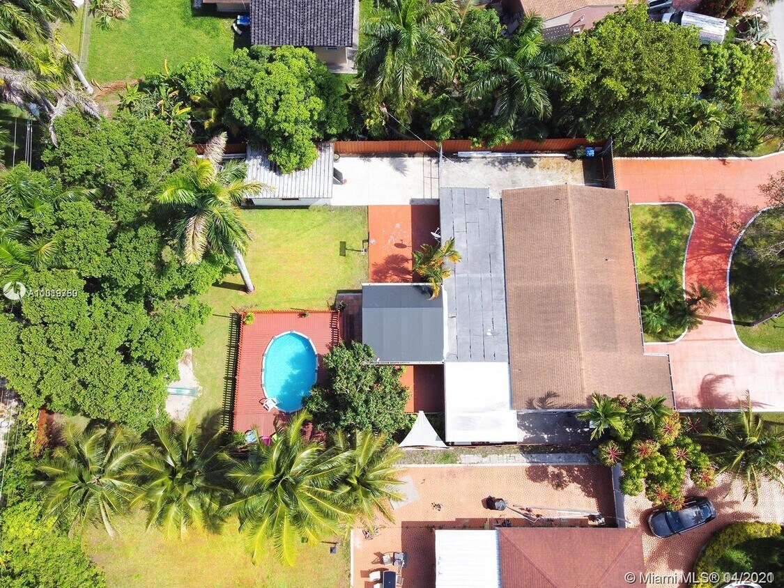 Foto principal - 13521 NE 1st Ave