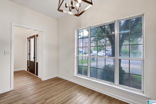 Foto del edificio - 117 Frances Ln