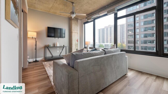 Building Photo - 5201 Leesburg Pike