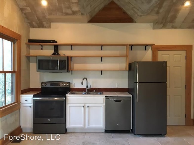 Building Photo - 1 br, 1 bath House - 74 Rose Dhu Creek