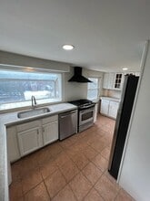 Building Photo - 349 Powerville Rd