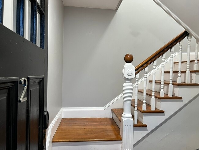 Photo - 548 High St Townhome