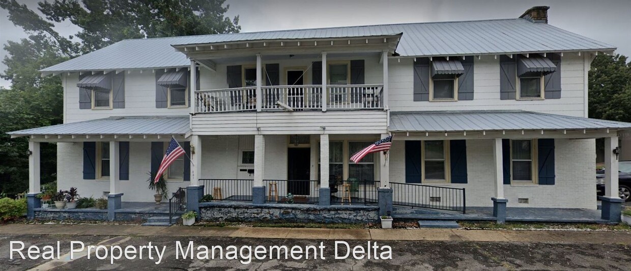 Primary Photo - 1 br, 1 bath House - 201 E Main St. #201