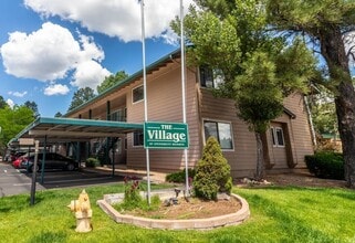 Building Photo - 3200 S Litzler Dr