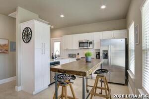 Foto del edificio - 30652 Oakview Dr