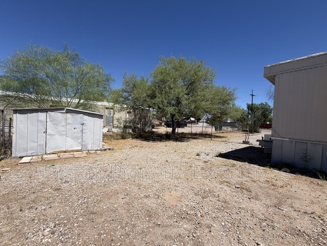 Building Photo - 4580 E Rex St