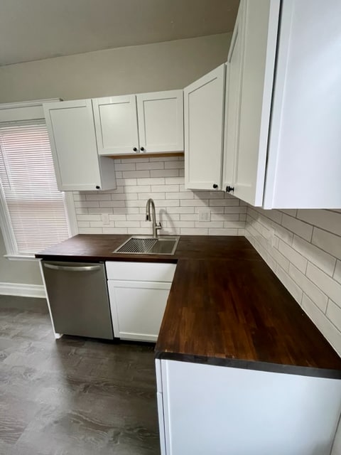 Photo - 370 Howell Ave House