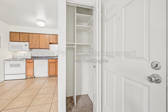 Foto del edificio - 2575 S Syracuse Way