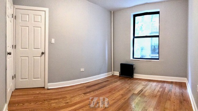 Foto del edificio - 182 E 19th St