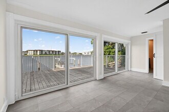 Building Photo - 624 Southwind Cir