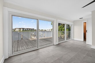 Building Photo - 624 Southwind Cir
