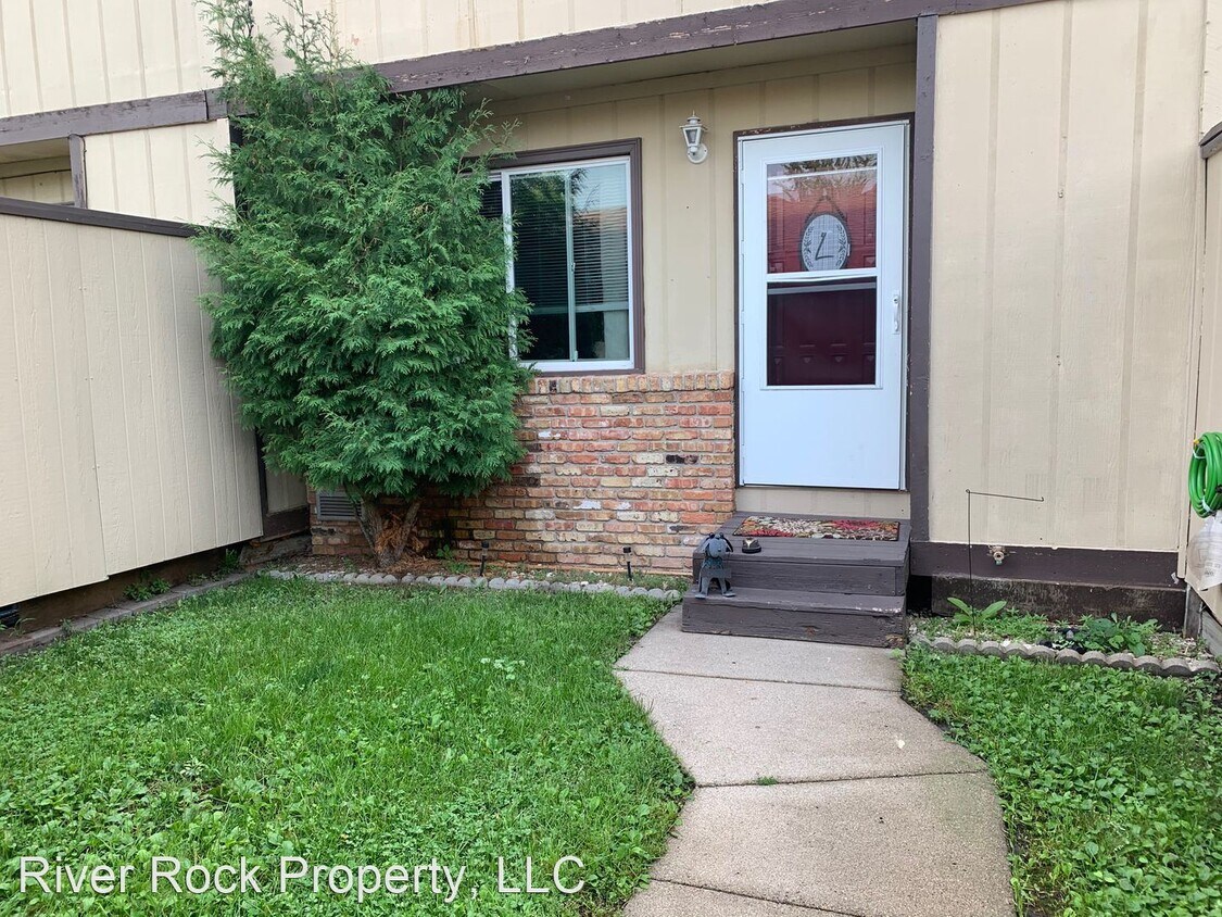 Foto principal - 3 br, 1 bath House - 206 5th St NW