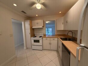Building Photo - 8141 SW 24th Ct