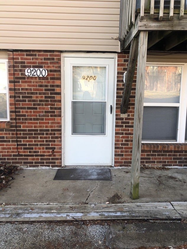 Primary Photo - 9200 E 54th St