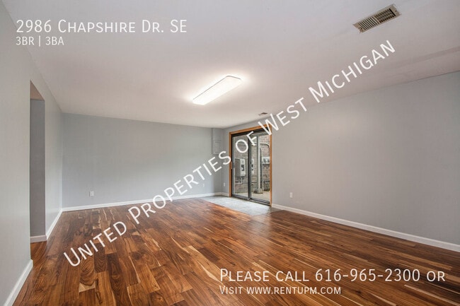 Building Photo - Available Now | 3 Bedroom 3 Bath Townhome ...