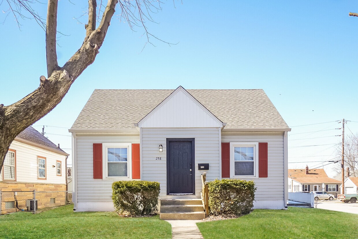 258 N 16th Ave, Beech Grove, IN 46107 House Rental in Beech Grove, IN