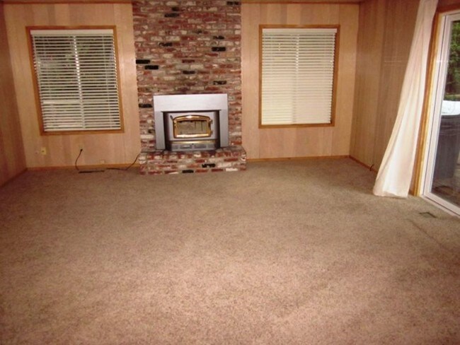 Foto del edificio - 178 Margarita Rd