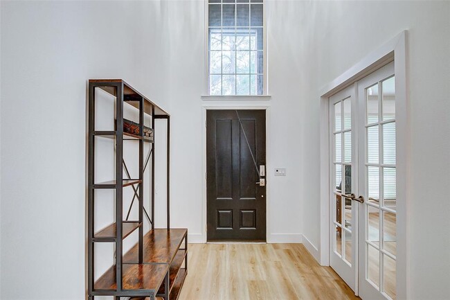 Foto del edificio - 24622 Queensfield Ct