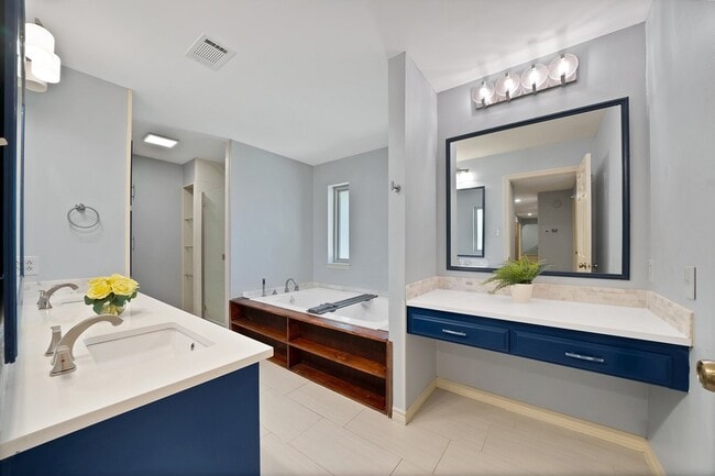 Foto del edificio - 2812 Whisperwood Trail