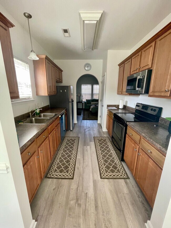 Building Photo - 1698 Low Country Pl