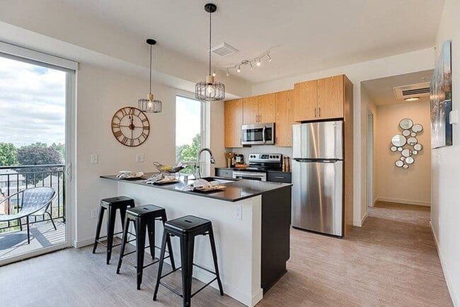 gal-1 (1) - Overland Apartments