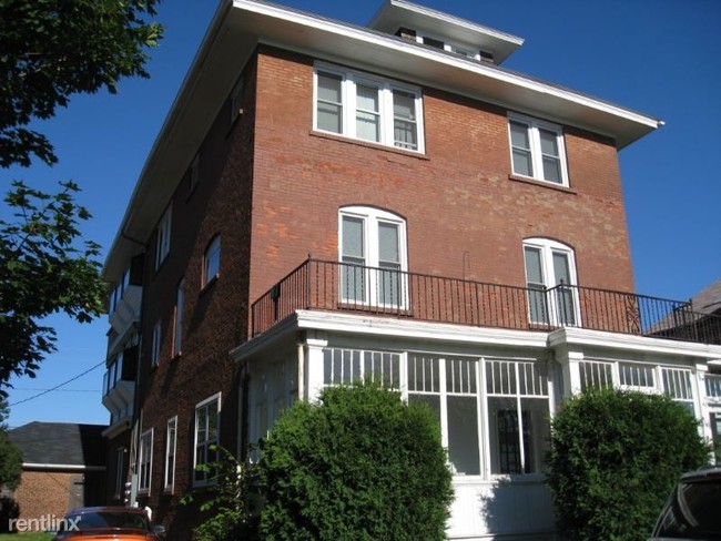 Foto del edificio - 1105 Hammond Ave