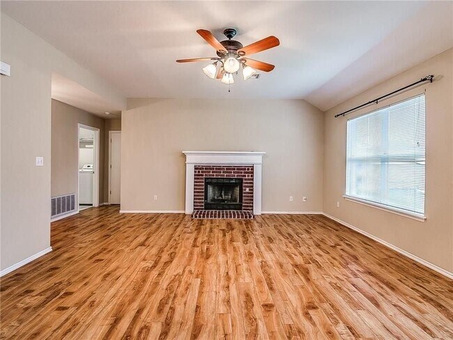 Foto del edificio - 5713 SE 85th St