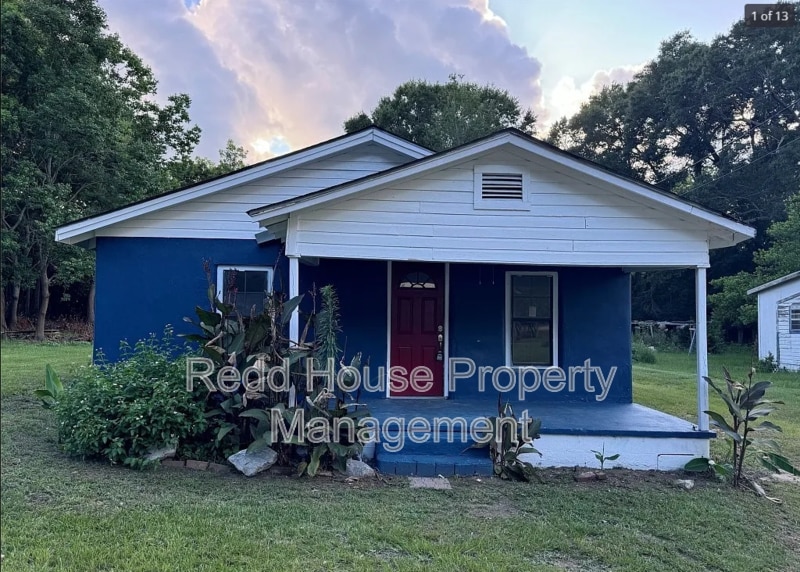 Building Photo - 126 Pledger St