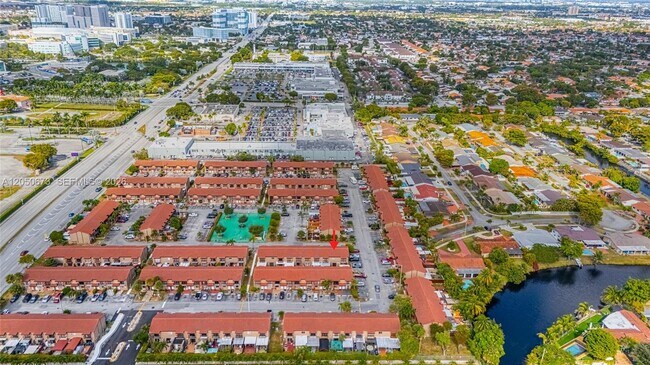 Foto del edificio - 1911 SW 107th Ave