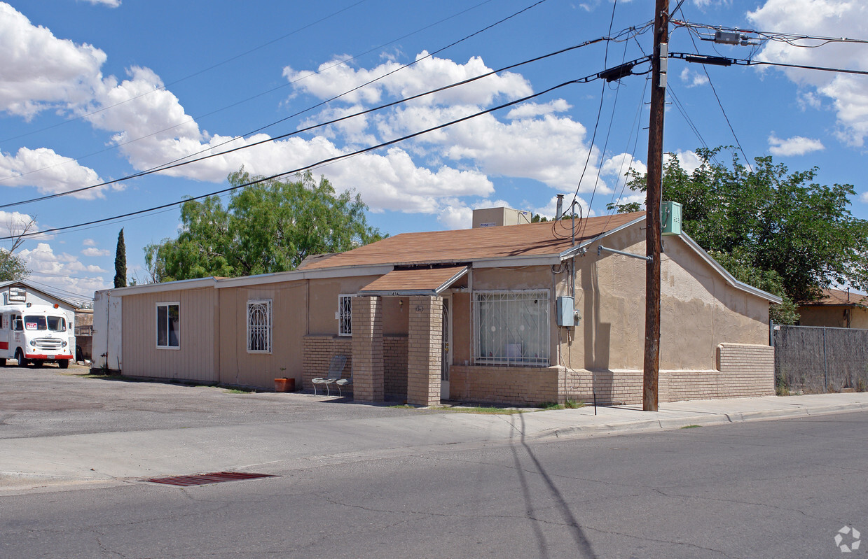 Primary Photo - 436 Emerson St