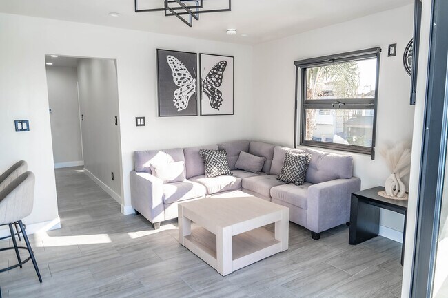 Sala de estar - 7005 La Jolla Blvd