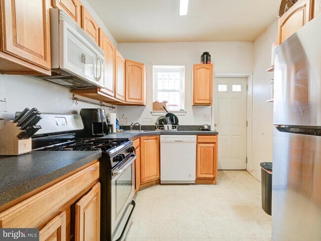 Foto del edificio - 1742 N Bouvier St