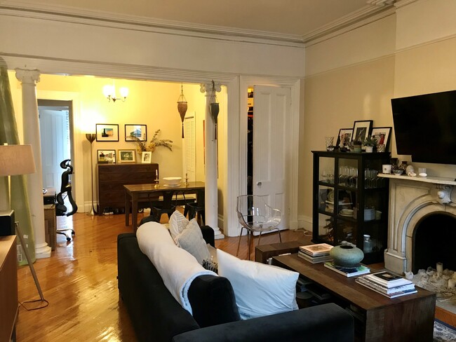 Foto del edificio - Spacious 2+ Bedroom in Brooklyn Heights