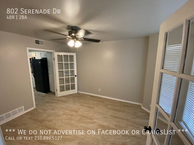Building Photo - 802 Serenade Dr
