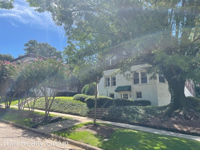 Building Photo - 2 br, 1.5 bath House - 3809 12th Court Sou...
