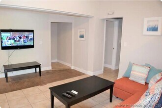 Building Photo - 4411 E Tradewinds Ave