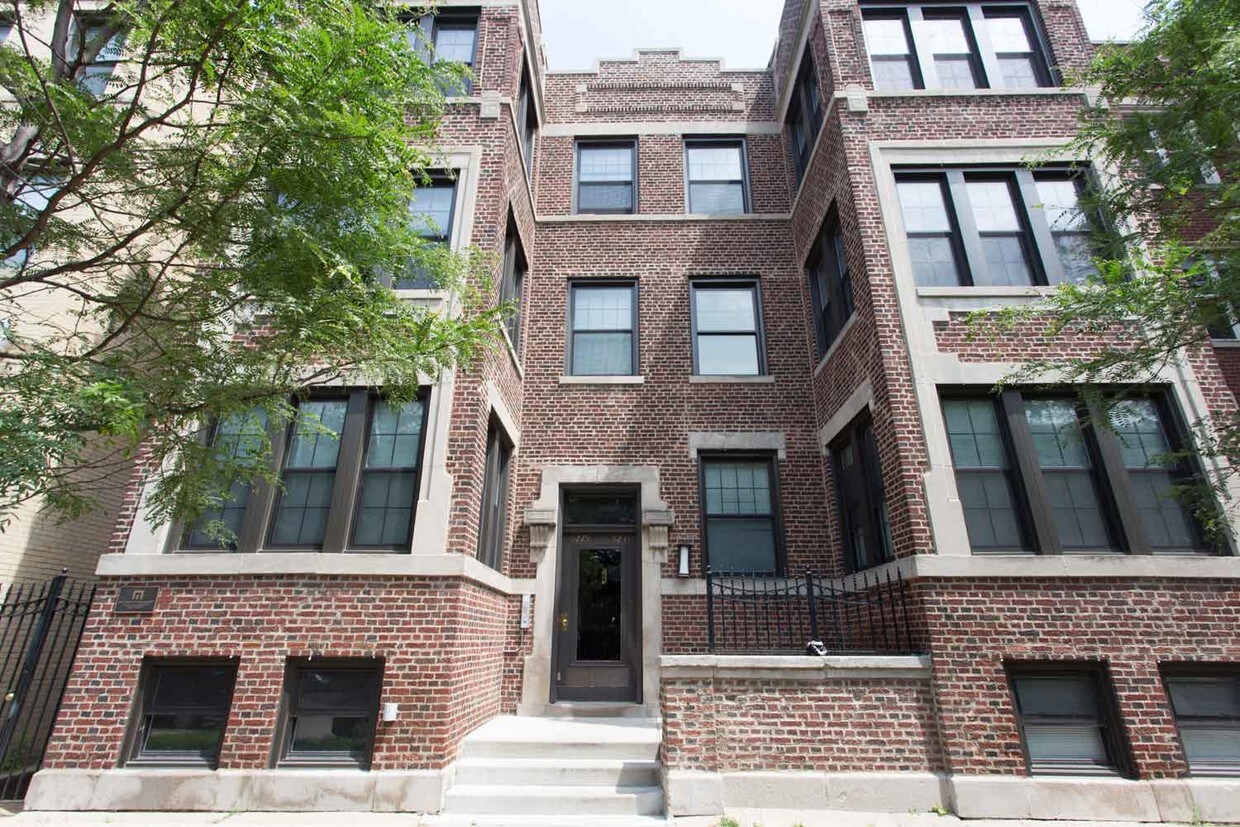 5229 S. Drexel Avenue Apartments Chicago, IL