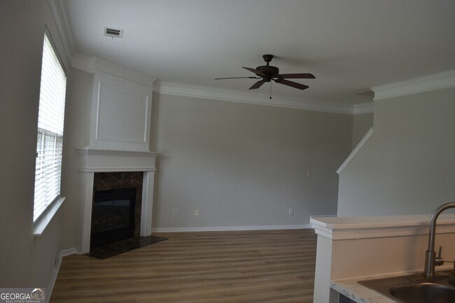 Building Photo - 556 Windstone Trail