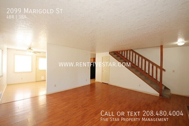 Foto del edificio - 2099 Marigold St