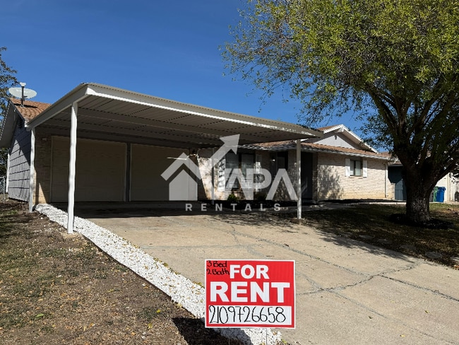 Building Photo - 551 Bertetti Dr