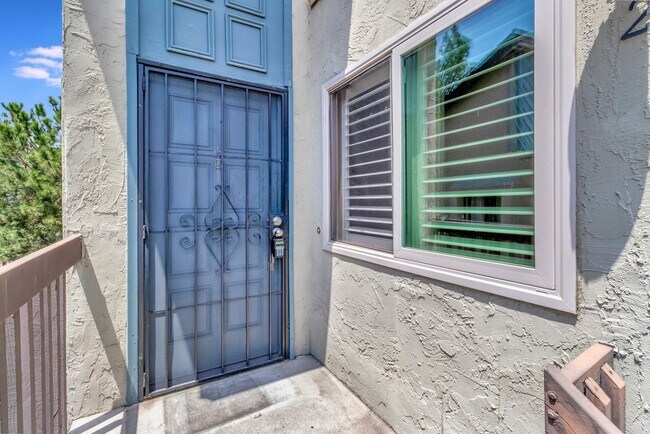 Building Photo - Mission Valley/Grantville area! Upgraded a...