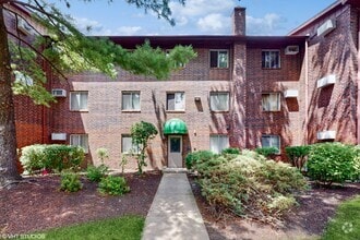 Building Photo - 2432 Waterbury Dr