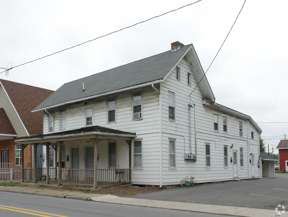 Primary Photo - 109-111 W Water St