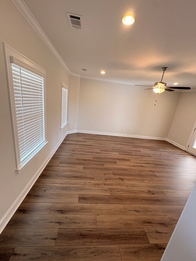 Foto del edificio - 106 Alva Ct