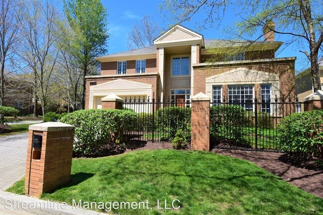 Foto del edificio - 5 br, 4.5 bath House - 10023 Chartwell Man...