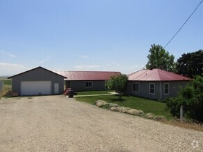 Building Photo - 17391 Homedale Rd
