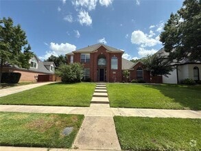 Building Photo - 2101 Tarrant Ln