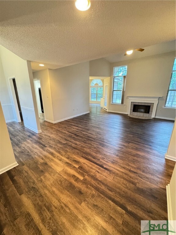 Building Photo - 144 Village Lake Dr